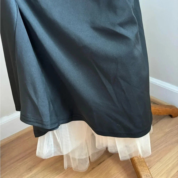 Medium Black Bustier Midi Dress with Tulle detail Sweetheart Neckline - Picture 3 of 5